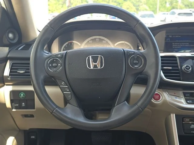 Used 2014 White Honda EX-L image 13