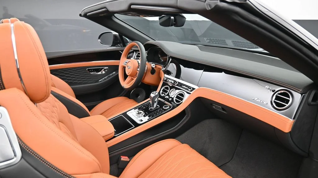 New 2026  Bentley Azure image 2