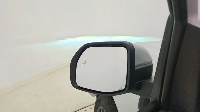 New 2026 Space White Metallic Ford Lobo™ image 37