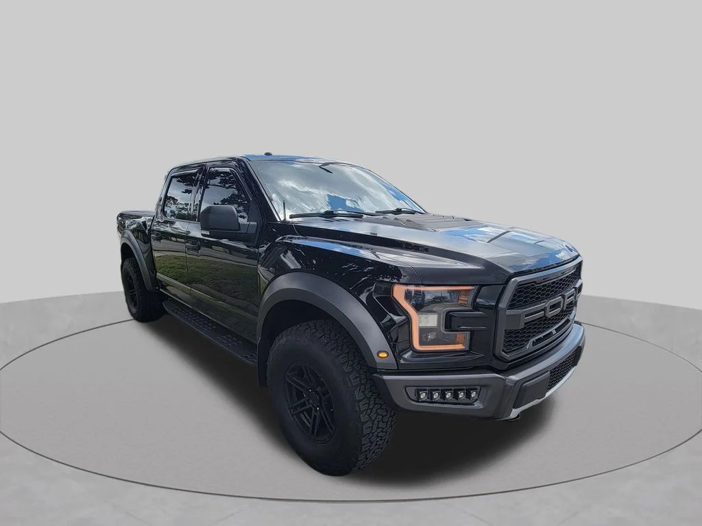 Used 2018  Ford Raptor image 5