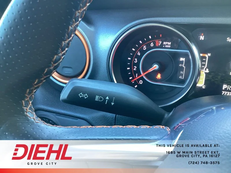 Used 2021 Black Jeep Mojave image 28