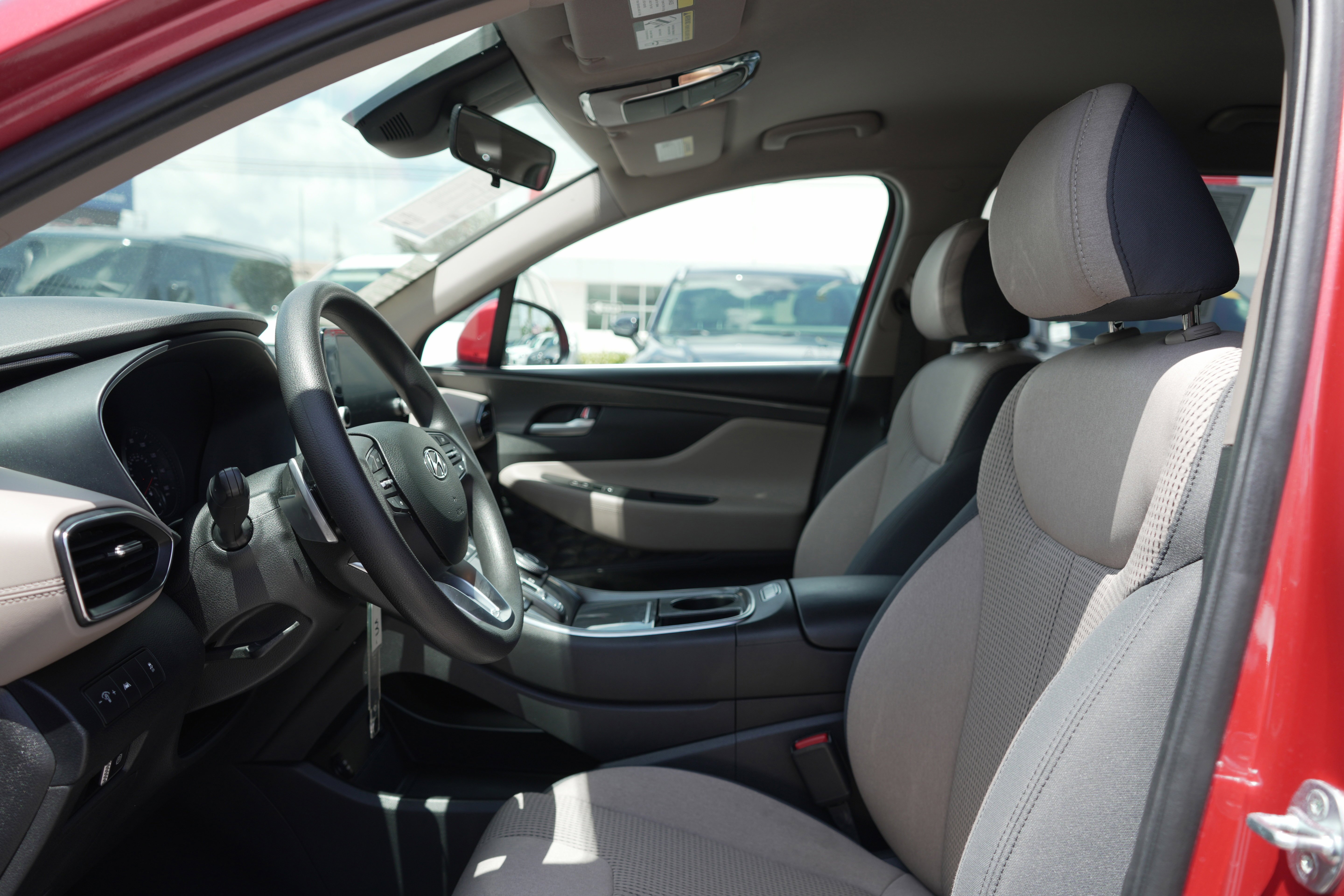 Used 2023 Calypso Red Hyundai SE image 15