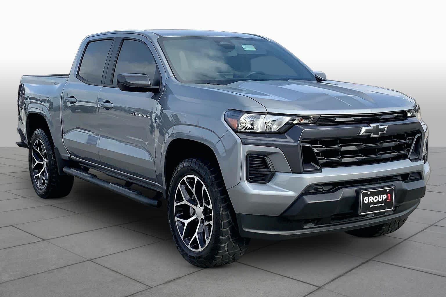 Used 2023 Sterling Gray Metallic Chevrolet 4WD LT image 3