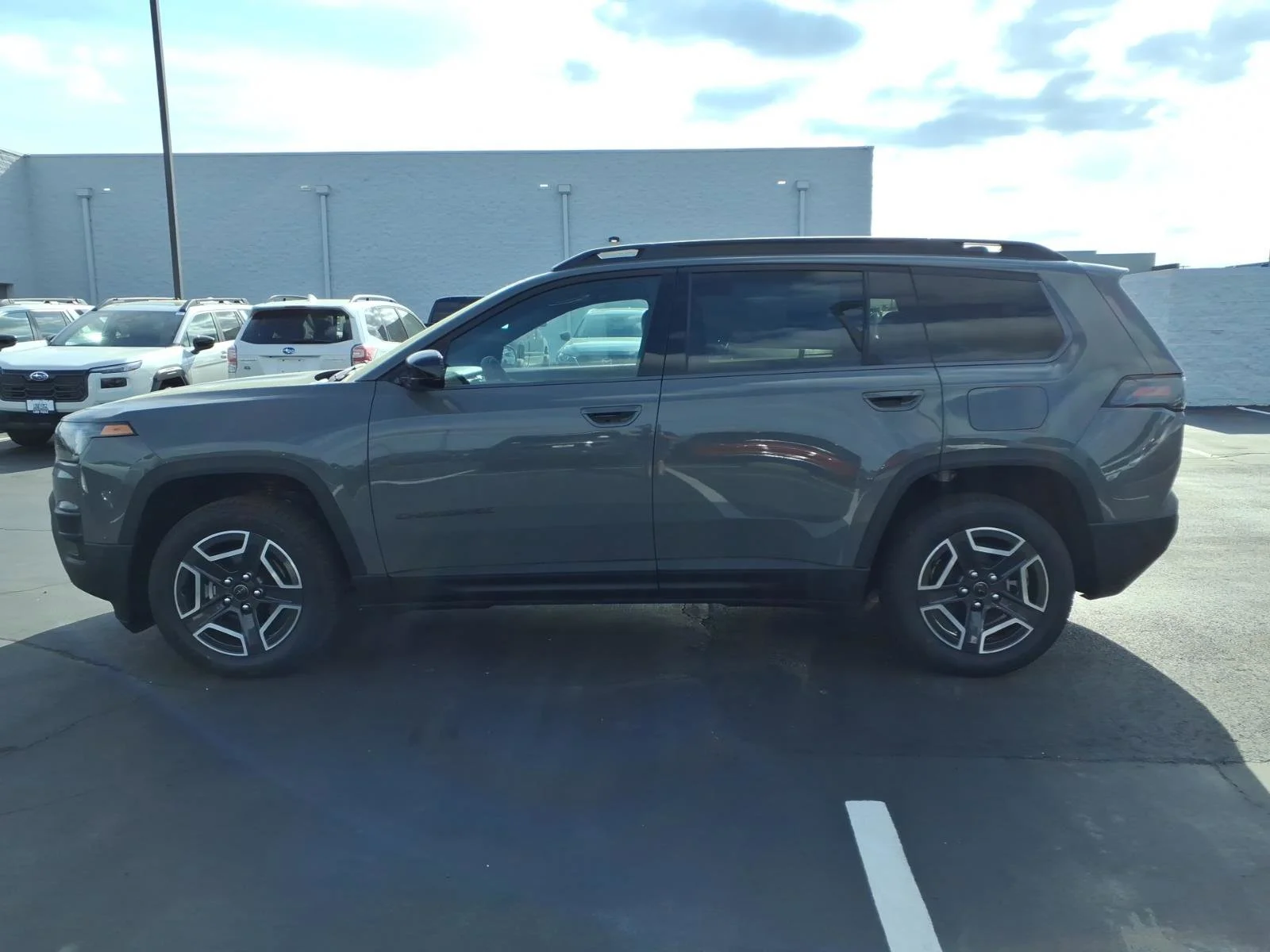 New 2026 Sting-Gray Clearcoat Jeep Laredo image 3