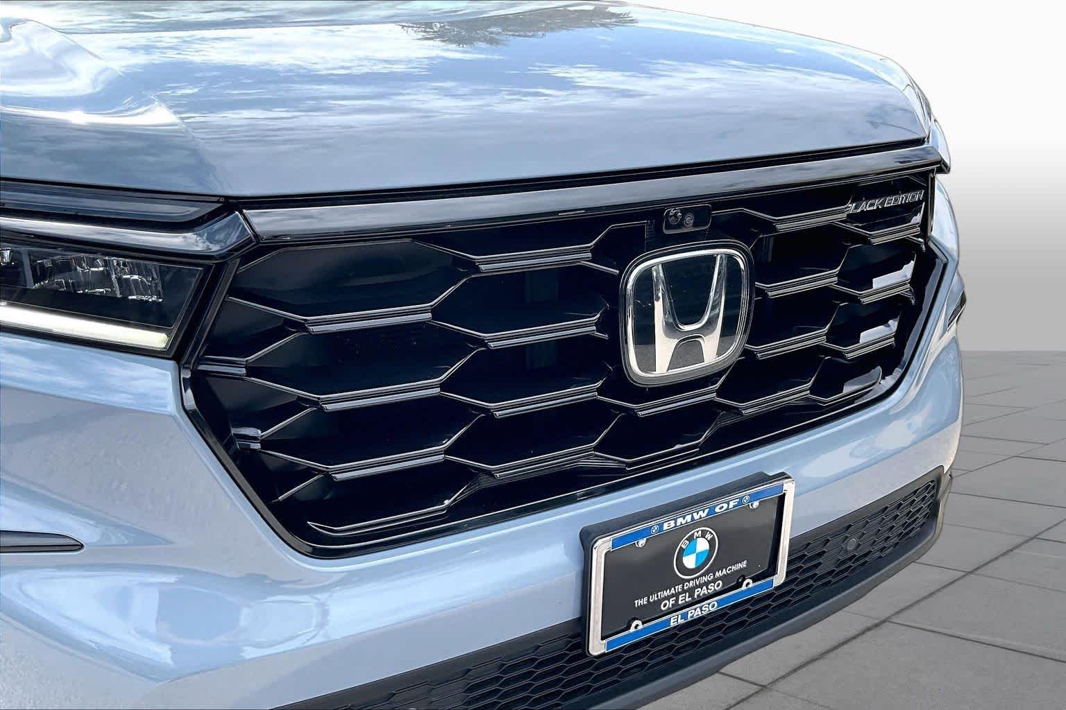 Used 2025 Sonic Gray Pearl Honda Black Edition image 29