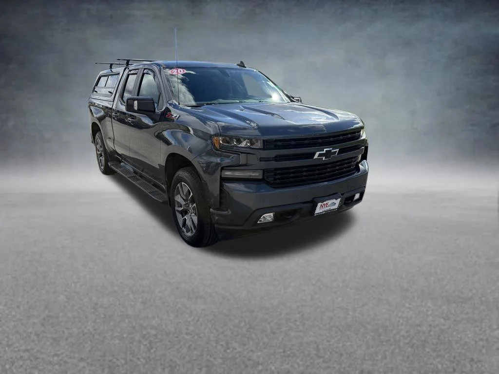 Used 2020 Gray Chevrolet RST image 8