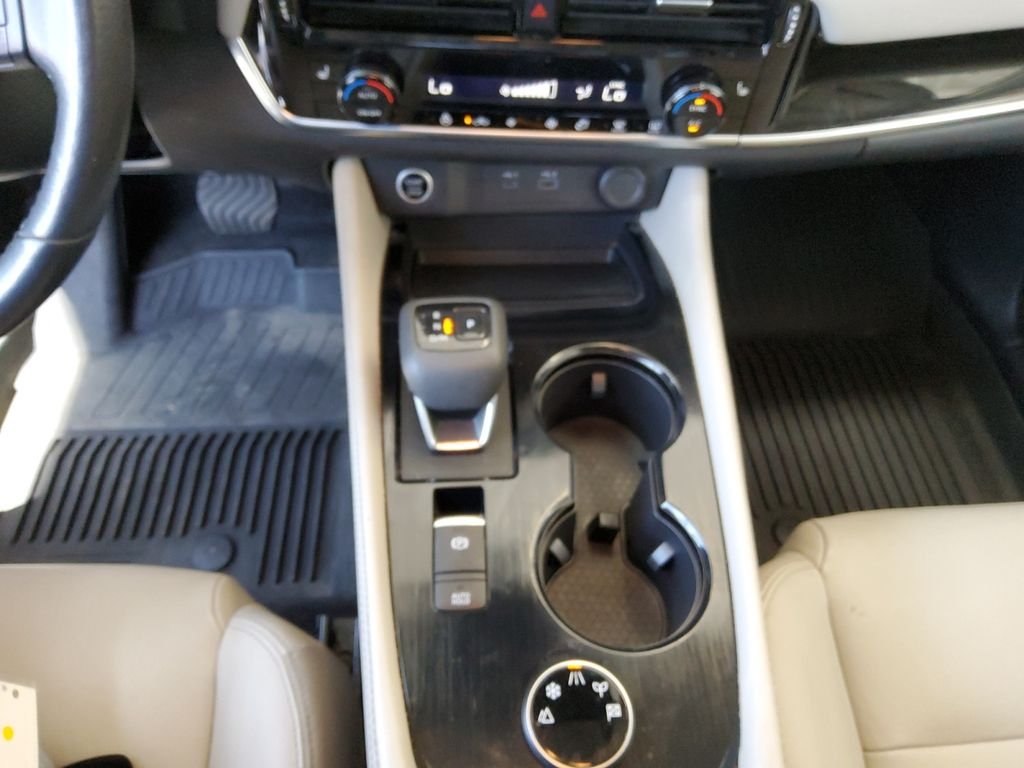 Used 2023 Red Nissan SL image 28