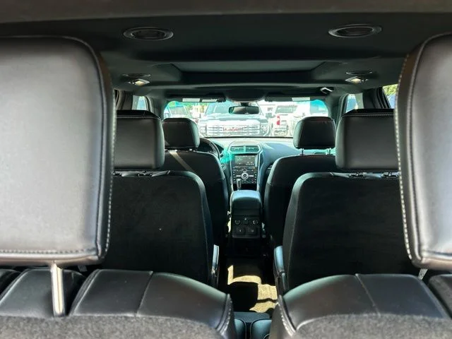 2016 Ford Explorer Platinum - Photo 12