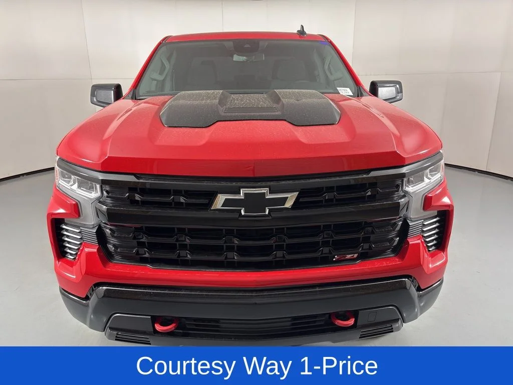 Used 2024 Red Chevrolet LT Trail Boss image 4