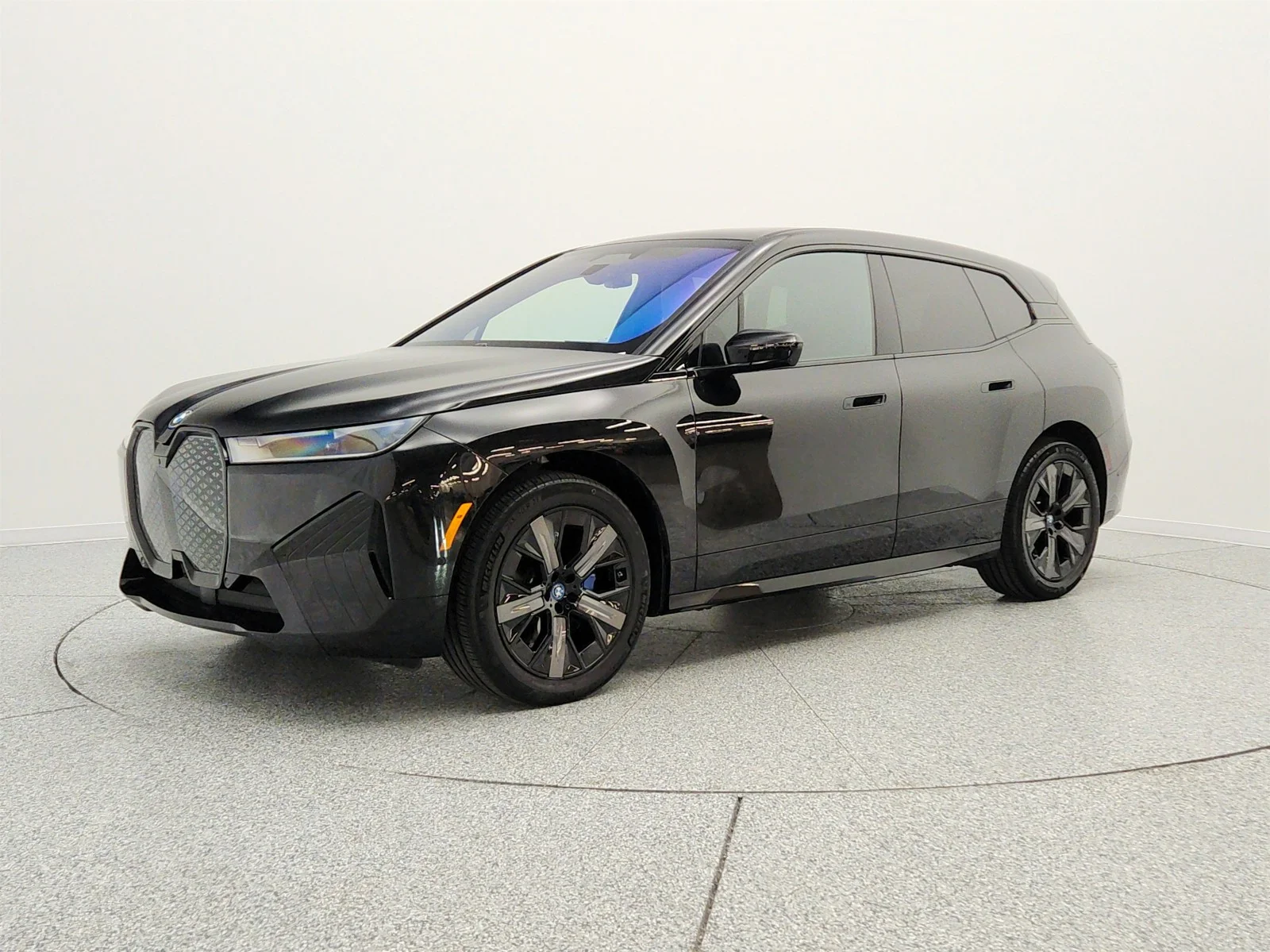 2025 BMW iX xDrive50's photo