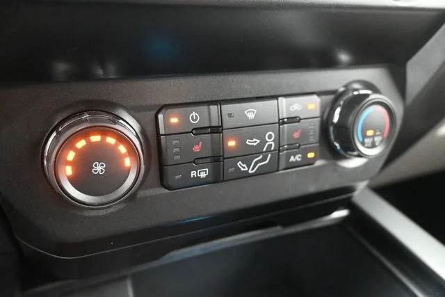 Used 2021 Black Ford XLT image 30