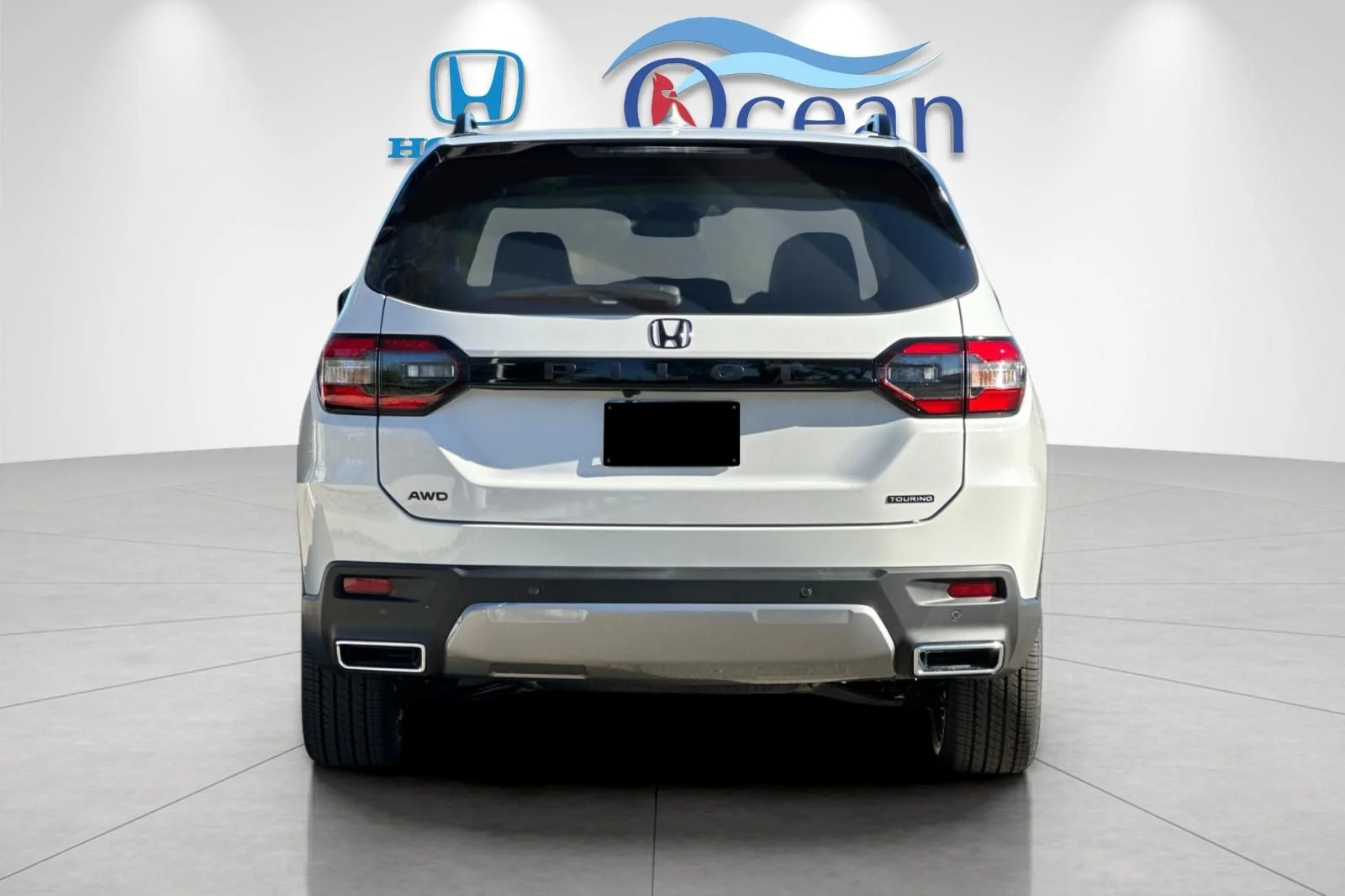 New 2026 Platinum White Pearl Honda AWD Touring image 4