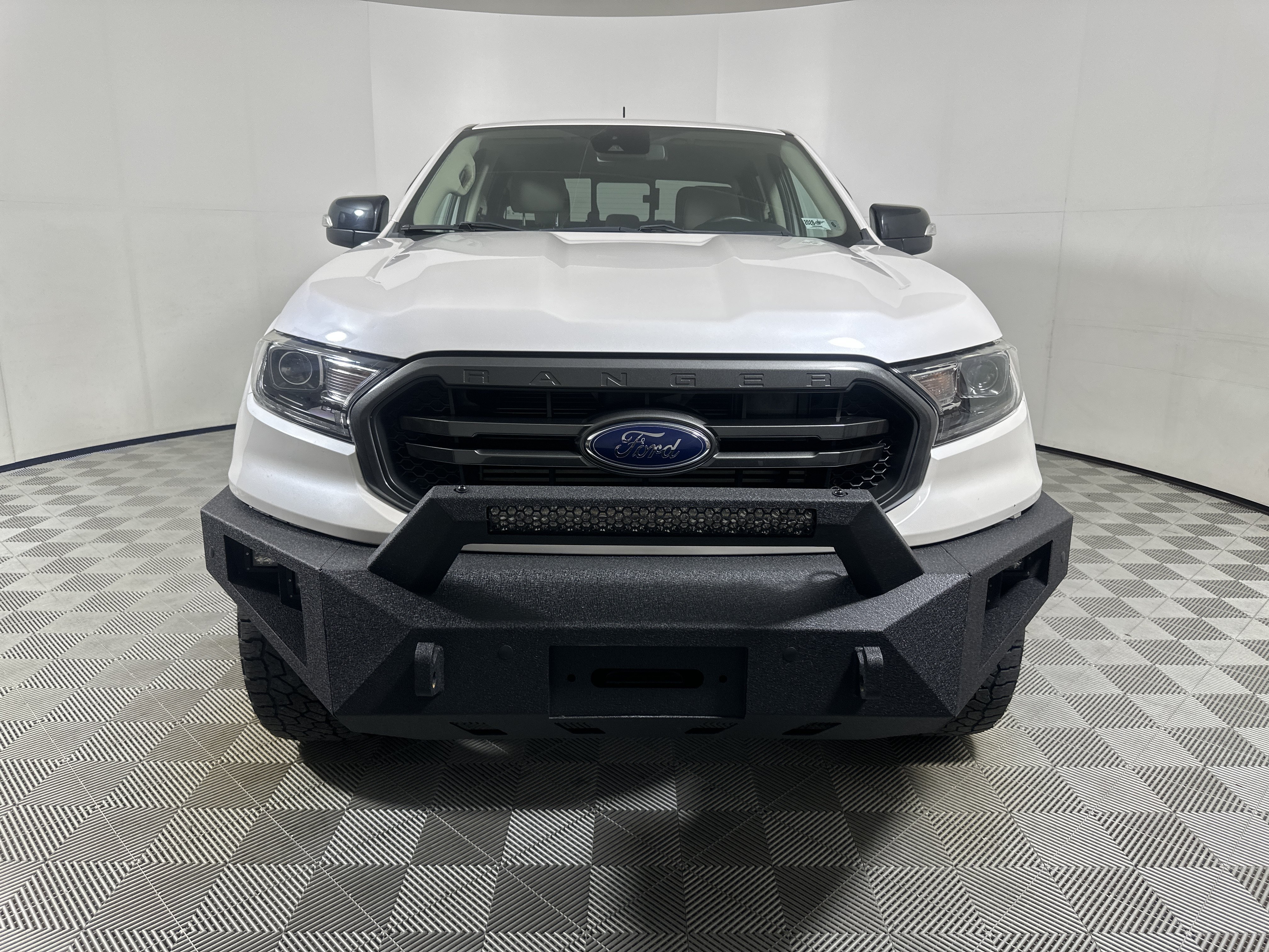Used 2019 White Ford  image 2