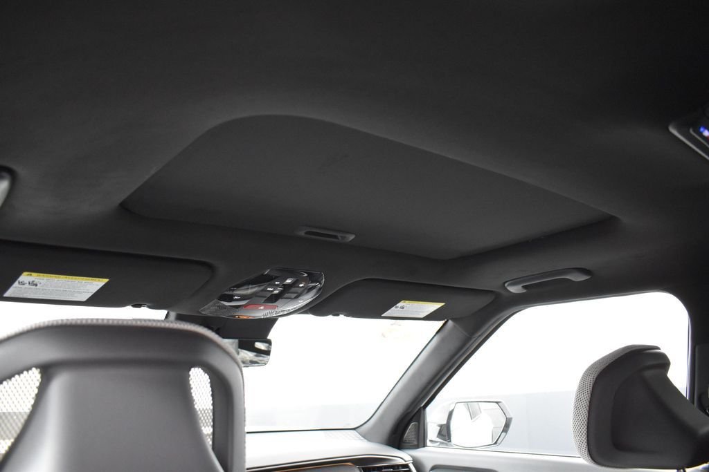 New 2026 Glacial White Pearl / Black Ro Kia GT-Line AWD image 18