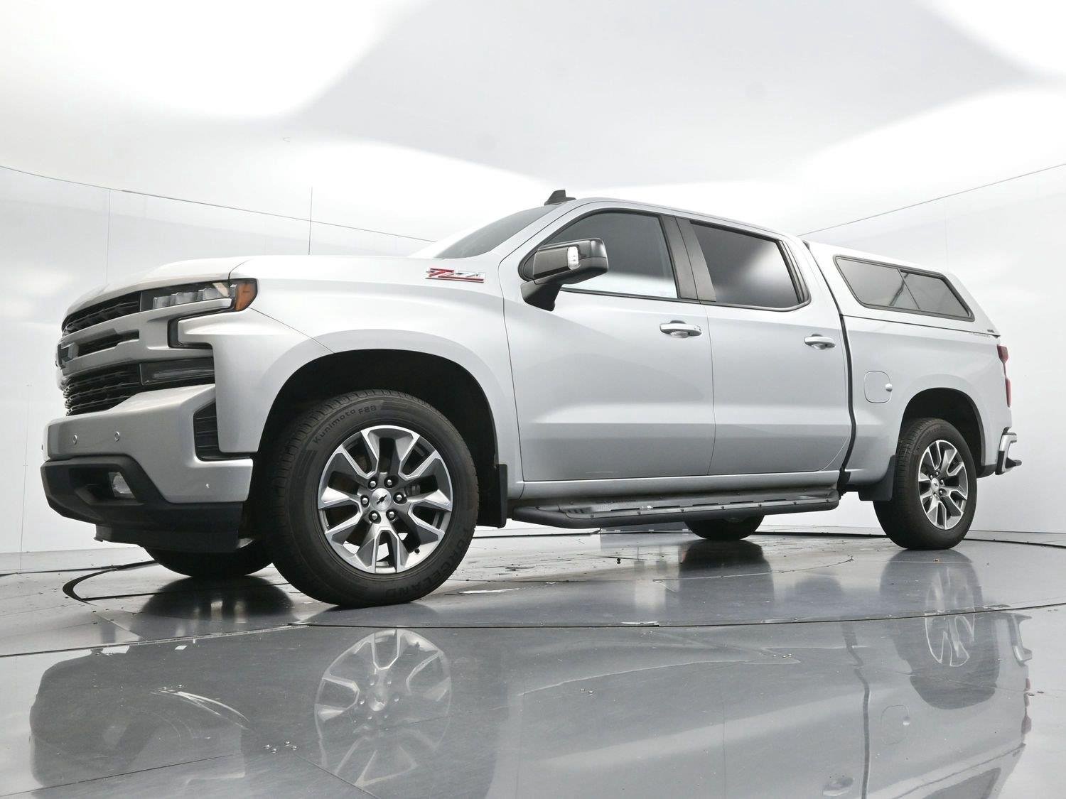 Used 2020 SILVER ICE METALLIC Chevrolet RST image 46