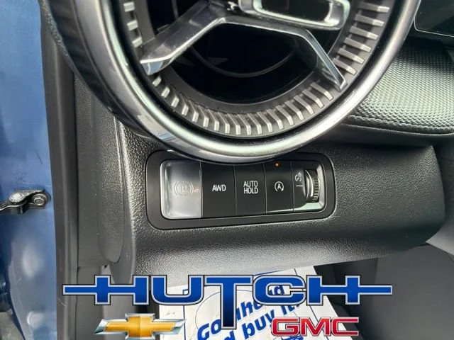 Used 2026 Lakeshore Blue Metallic Chevrolet LT image 25