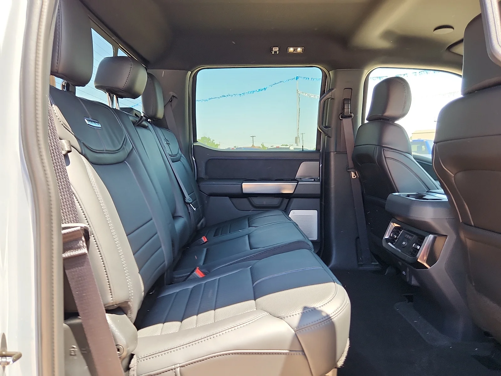 New 2026 Glacier Gray Metallic Tri-Coat Ford F-250® Platinum® image 19