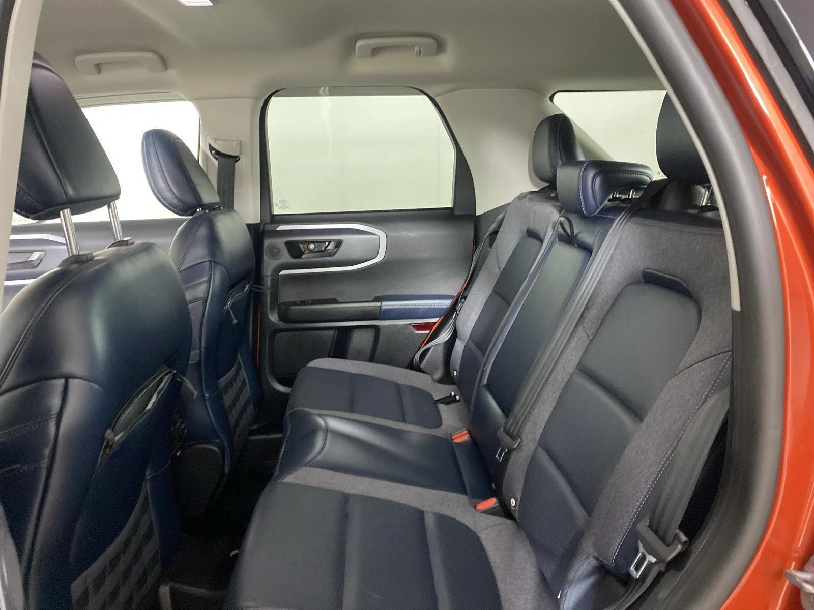 Used 2022 Hot Pepper Red Metallic Tinted Clearcoat Ford Outer Banks image 26