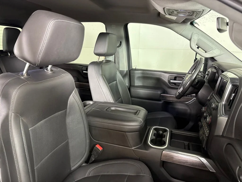 Used 2021 Silver Chevrolet LTZ image 25