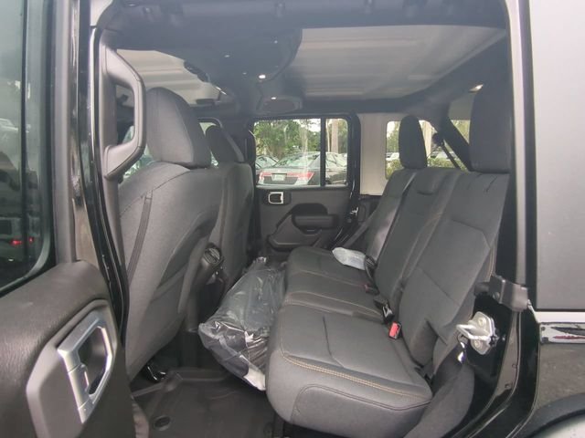 New 2027 Black Clear-Coat Paint Jeep  image 14