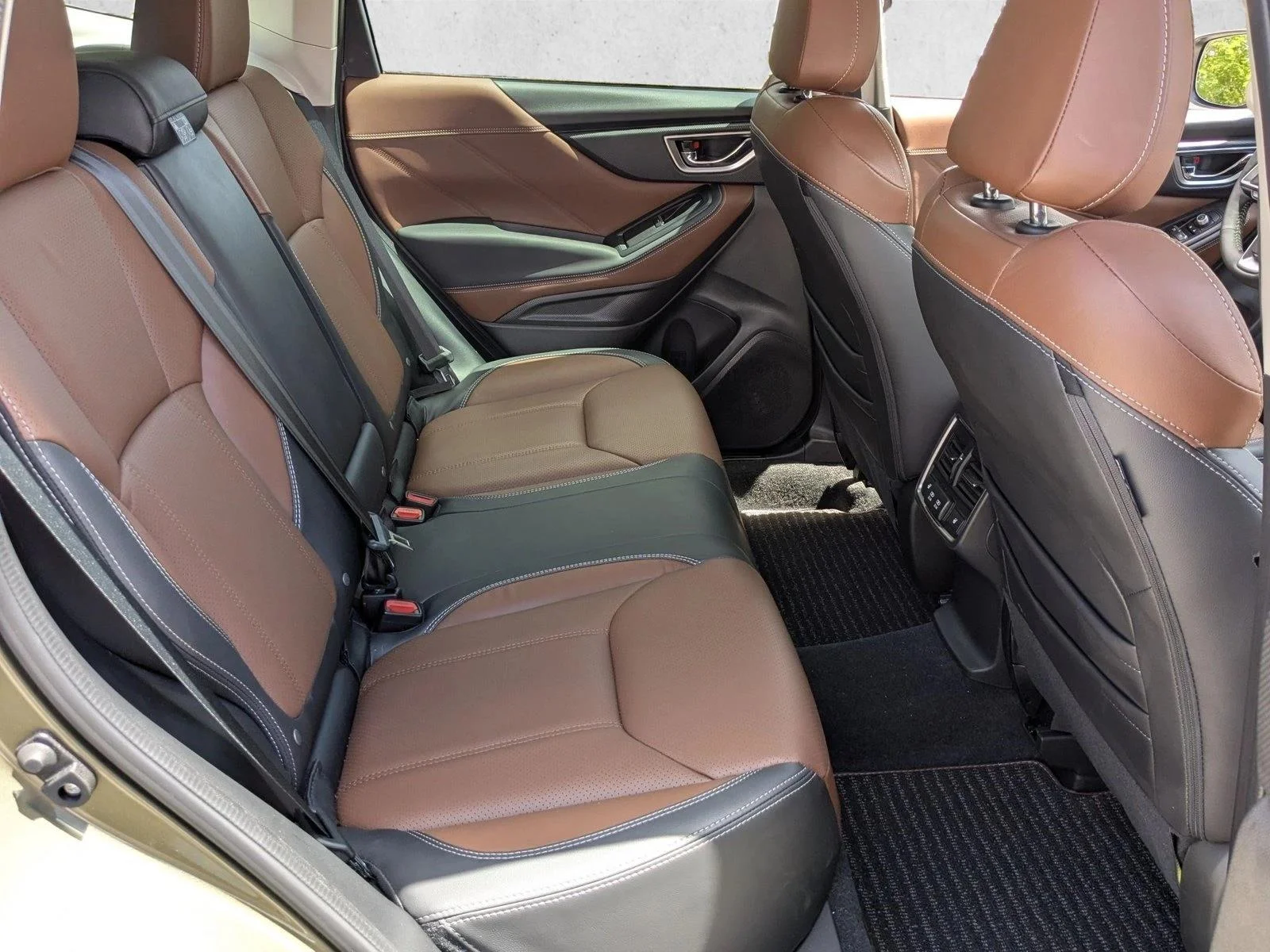 Used 2024 Green Subaru Touring image 20
