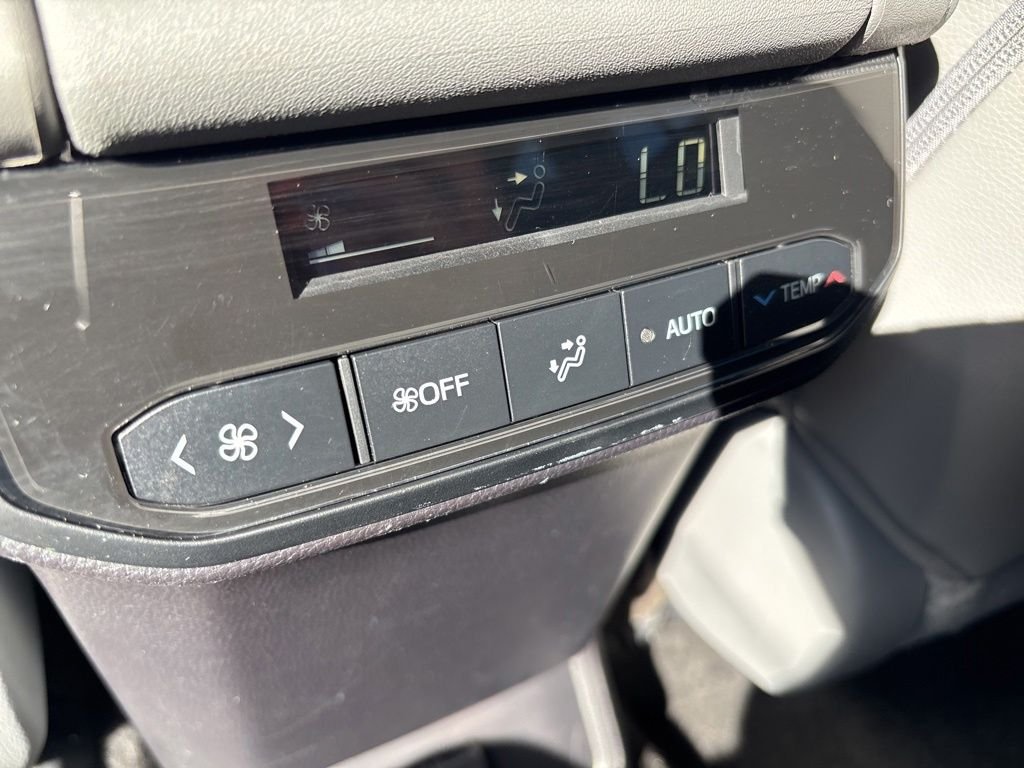 Used 2023 Silver Toyota XLE image 18