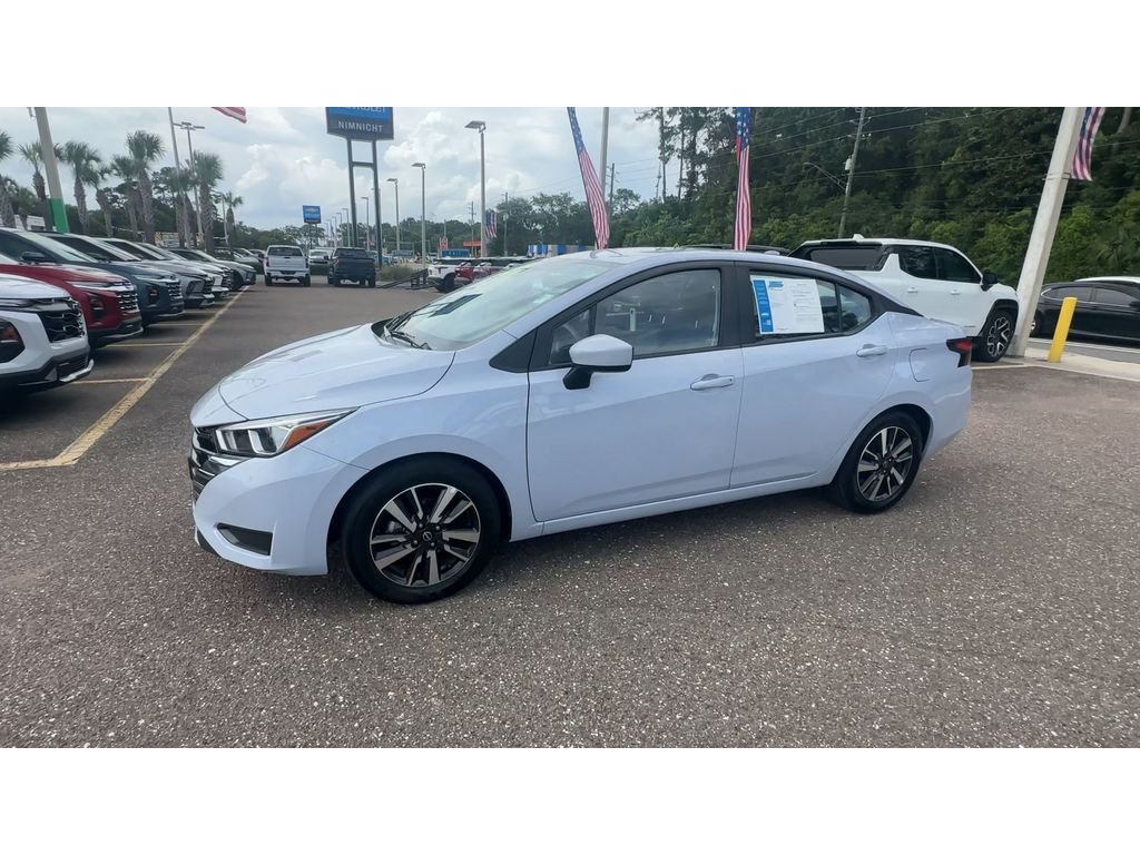 Used 2024 Gray Nissan SV image 6