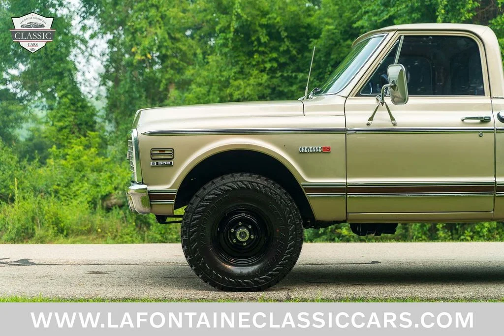 Used 1972 Gold Chevrolet Cheyenne image 20