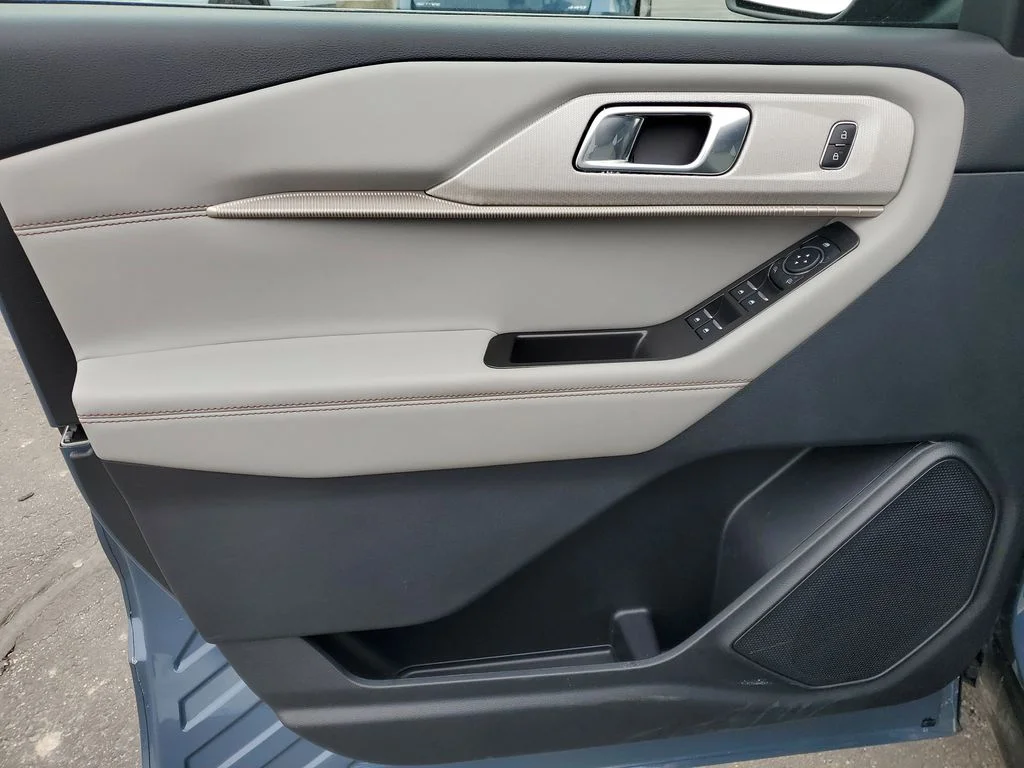 2026 Ford Explorer Active - Photo 19