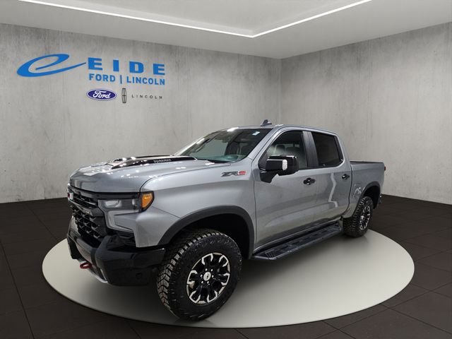 Used 2024 Gray Chevrolet ZR2 image 5