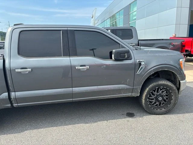 Used 2023 Gray Ford XLT image 11