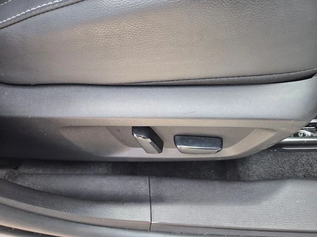 Certified Used 2024 White Mitsubishi  image 16