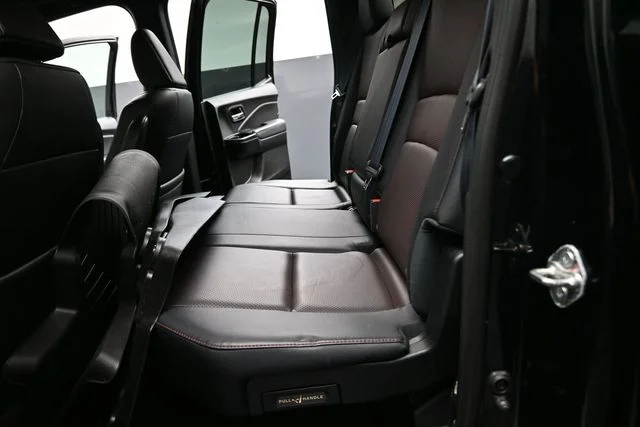 Used 2018  Honda Black Edition image 16