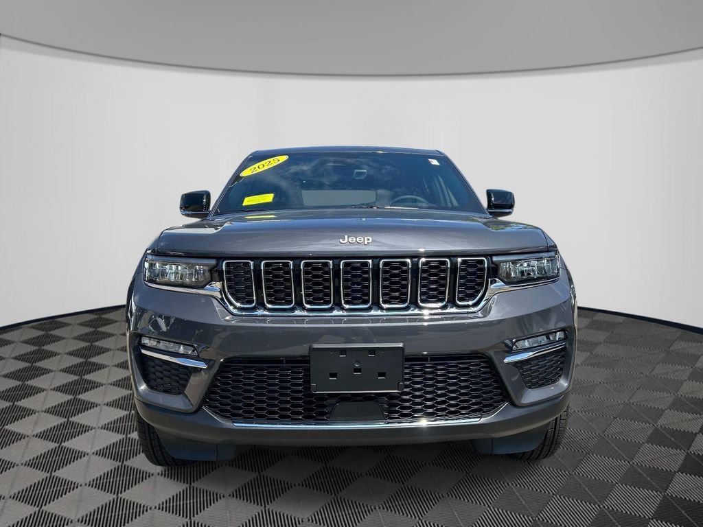 Used 2025 Gray Jeep Limited image 9