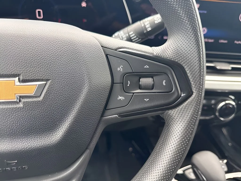 Used 2024 Blue Chevrolet LT image 14