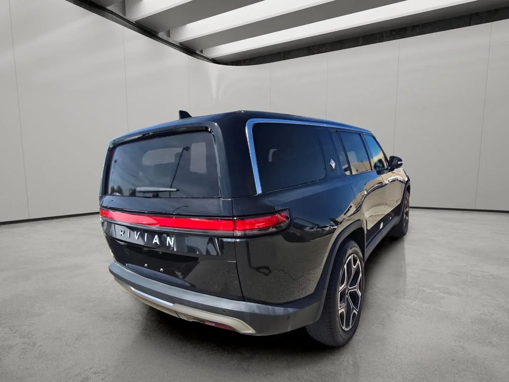 Used 2024 Midnight Rivian Adventure image 10