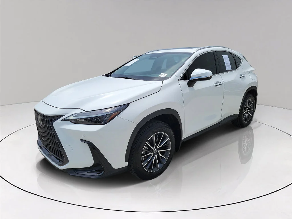 Used 2026 Ultra White Lexus 350 Base image 4