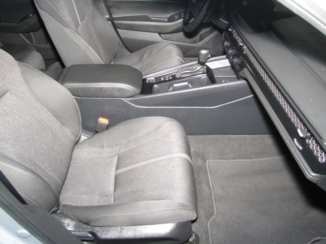 Certified Used 2025 Urban Gray Pearl Honda Sport image 17