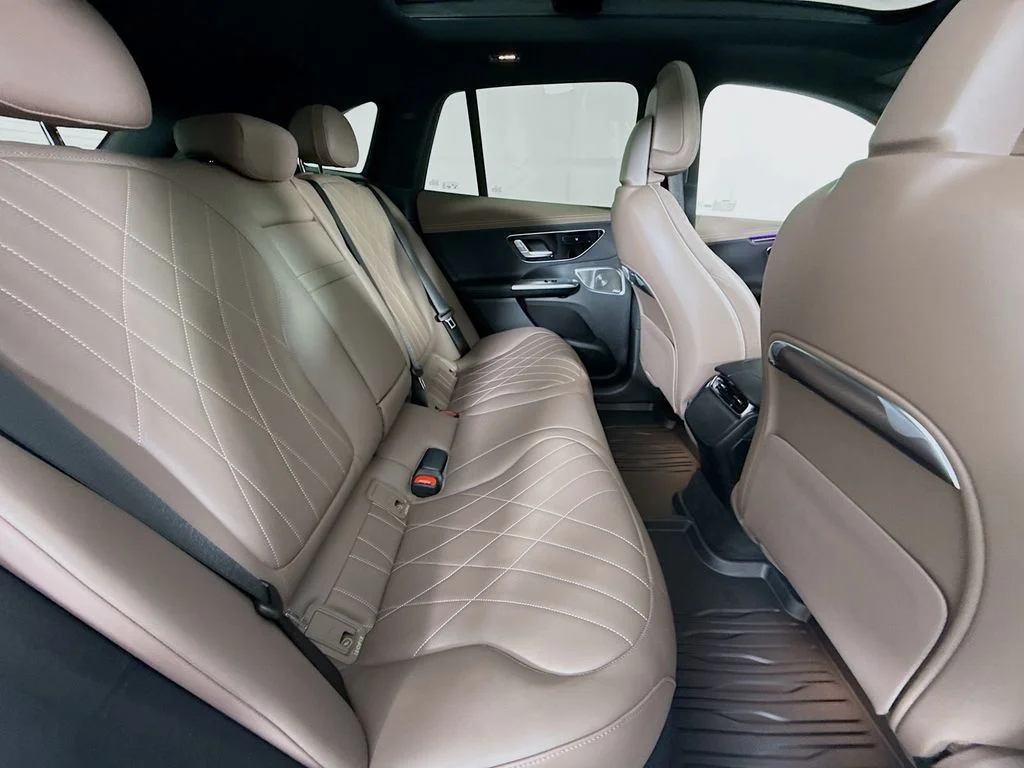 Used 2024 Polar White Mercedes-Benz 350 SUV image 21