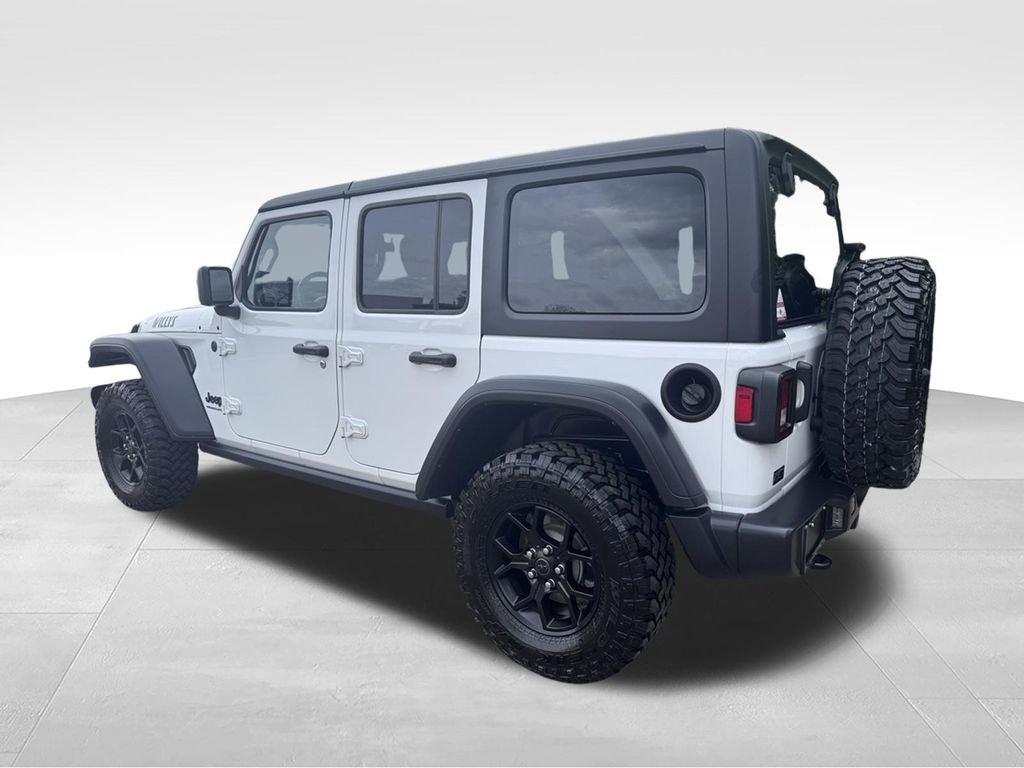 Used 2024 White Jeep Sport image 5
