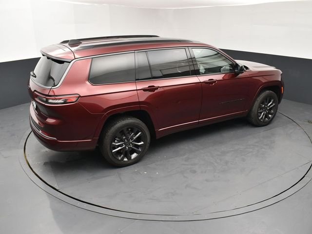 New 2026 Velvet Red Pearl-Coat Exterior Paint Jeep Limited image 18