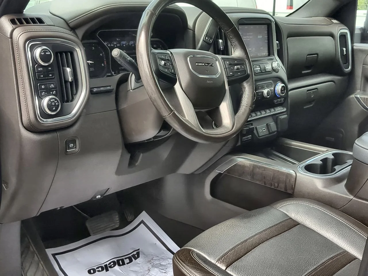 Used 2022 Summit White GMC Denali image 10