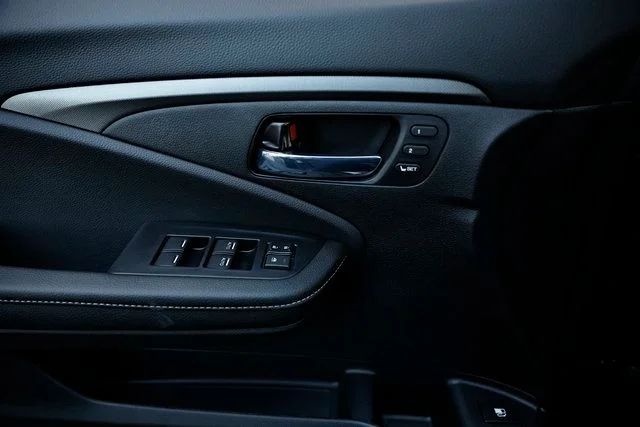 New 2026 Sonic Gray Pearl Honda RTL image 23