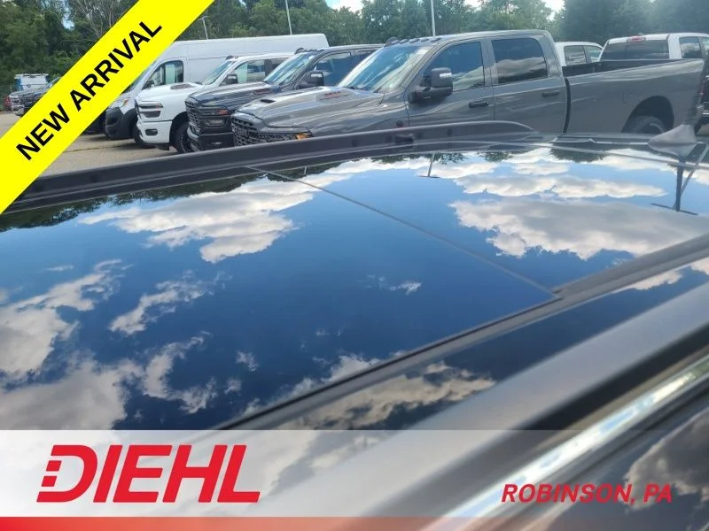 Used 2018 White Jeep Limited image 9