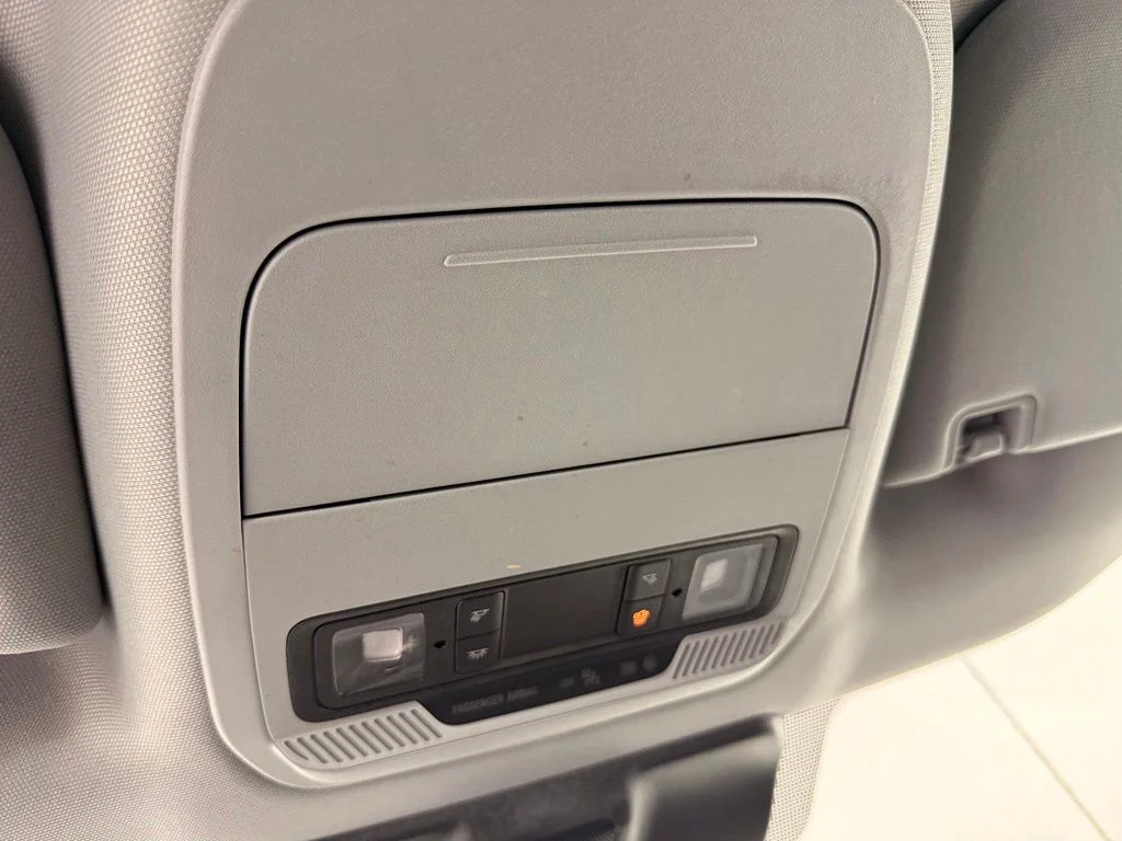 Used 2023 White Ford XLT image 26
