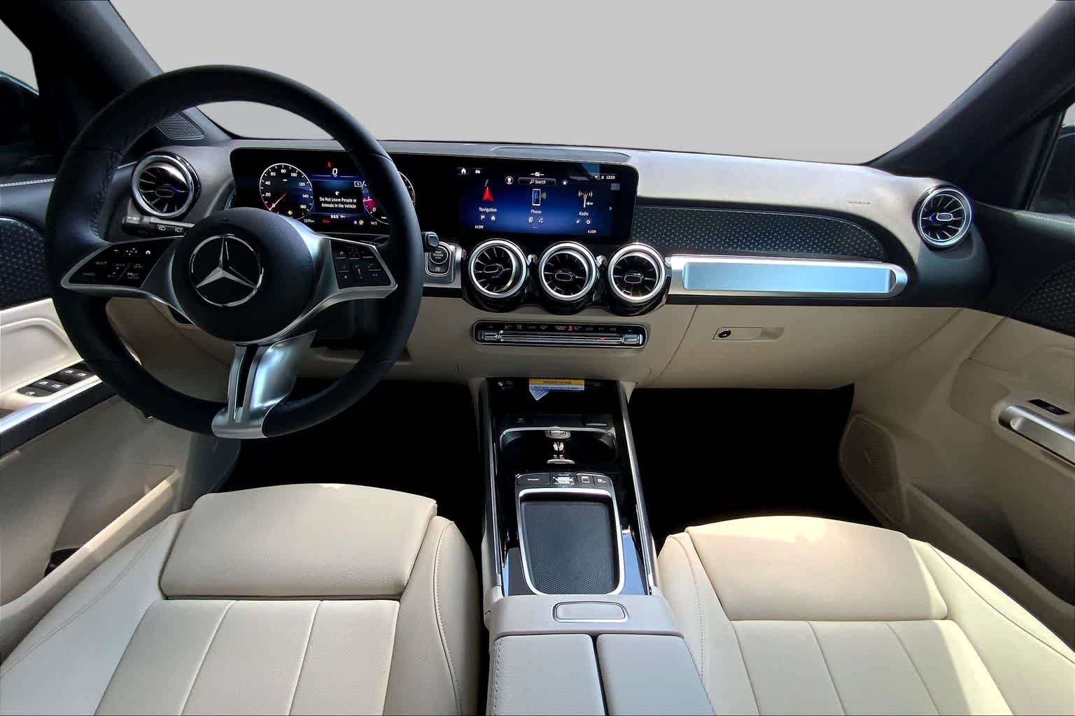 2025 Mercedes-Benz GLB Base - Photo 8