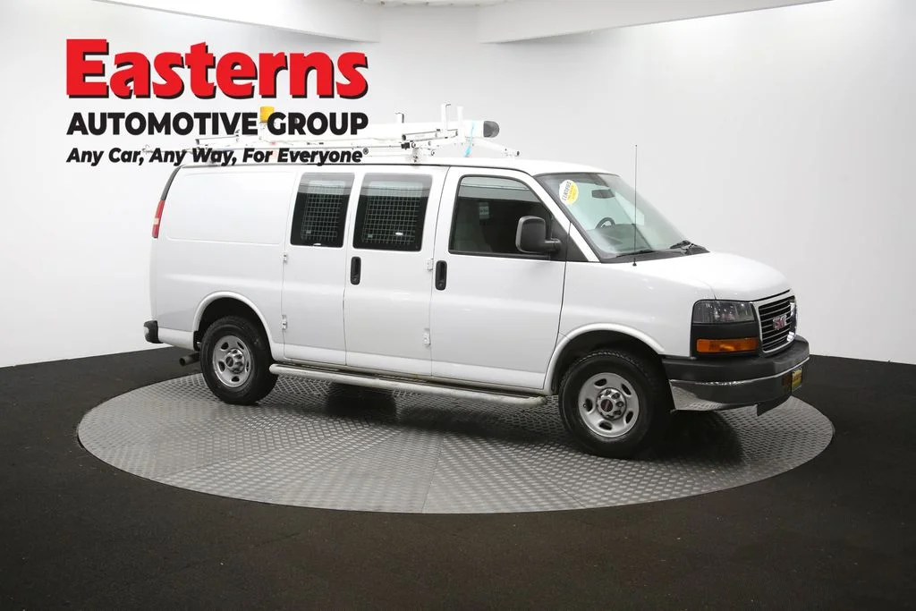 Used 2015 White GMC Work Van image 46