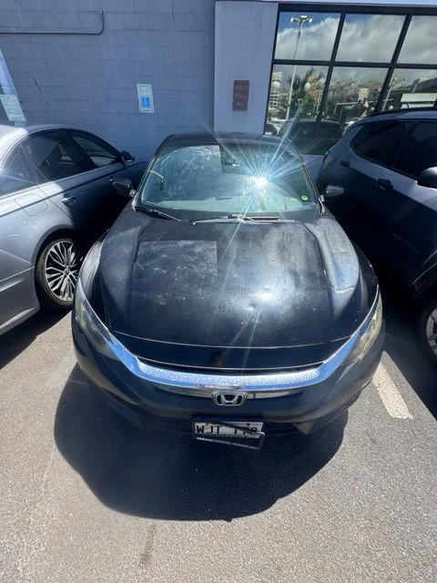 Used 2016 Black Honda LX-P image 5