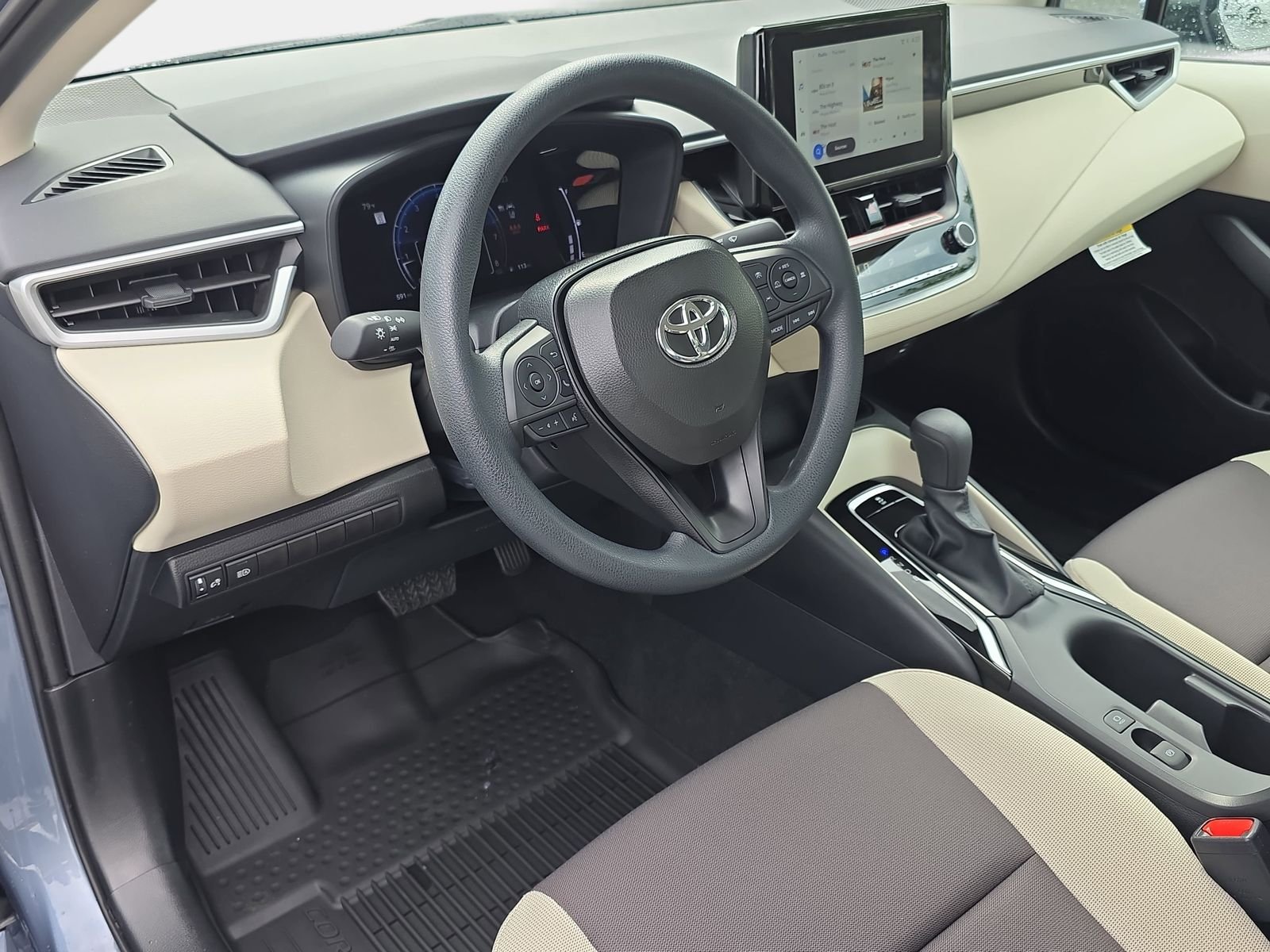 Used 2026  Toyota LE image 15