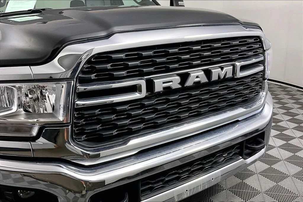Certified Used 2024 Black Ram Big Horn image 28